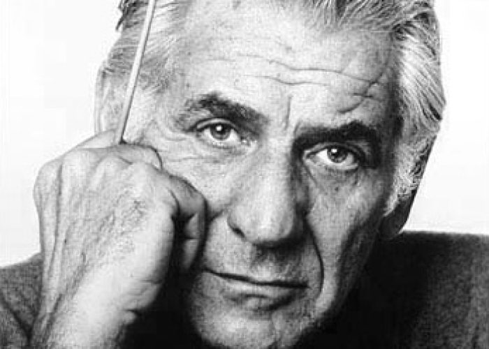 Leonard_Bernstein_by_Jack_Mitchell